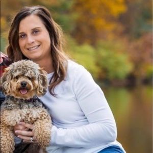 Meet your Posher, Caroline